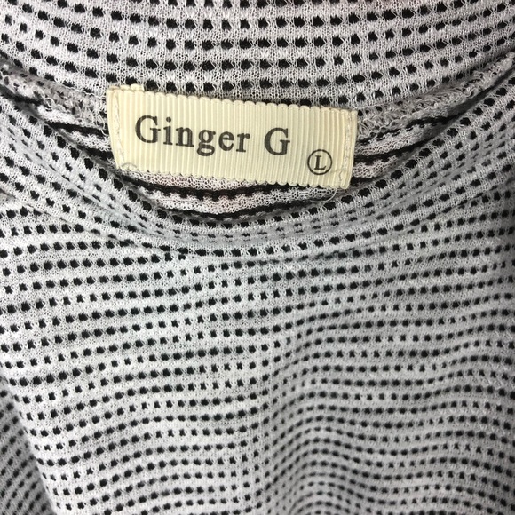 Ginger G Ruffle Top - Picture 4 of 5